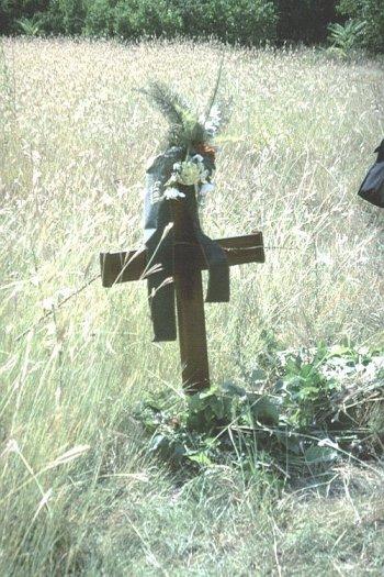 Mramoraker Friedhof heute - Kreuz
